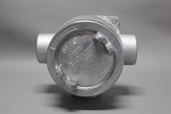 EATON CROUSE-HINDS CONDULET EABT36 1" TYPE T CONDUIT OUTLET BOX WITH COVER