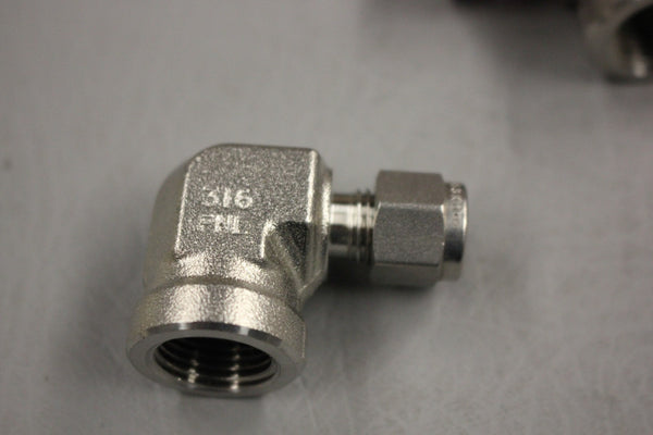 NEW SWAGELOK FITTING LOT OF 20 SS-400-8-6