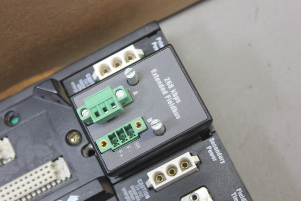 NEW FOXBORO BASEPLATE WITH EXTENDED FILEDBUS P0926HC P0926LC