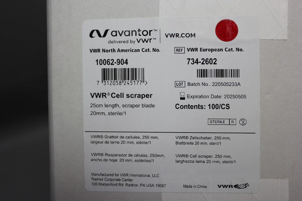 NEW BOX OF 100 AVANTOR/VWR CELL SCRAPER 10062-904
