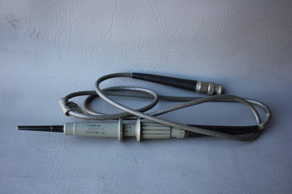 TEKTRONIX SCREW ON OSCILLOSCOPE PROBE 011-0078-00 W/ PASIVE PROBE 010-128