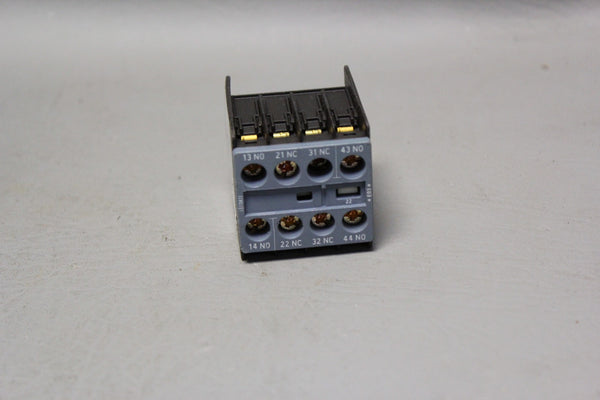 SIEMENS A8E56200509430 CONTACTOR