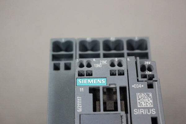 SIEMENS SIRIUS CONTACTOR 3RT2526-2BB40