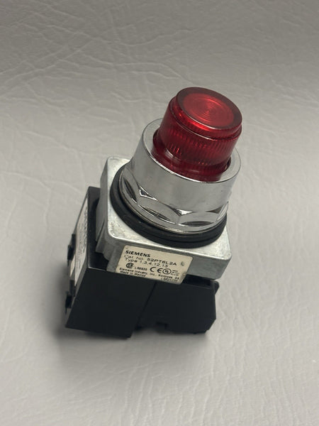 SIEMENS 52PT6L2A PILOT LIGHT RED ILLUMINATED