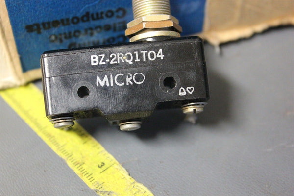 VINTAGE MICRO SWITCH SNAP ACTION SWITCH BZ-2RQ1T04
