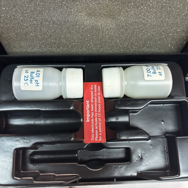 Cole Parmer Digital PH Wand with ATC, 05830-00 and 05830-50