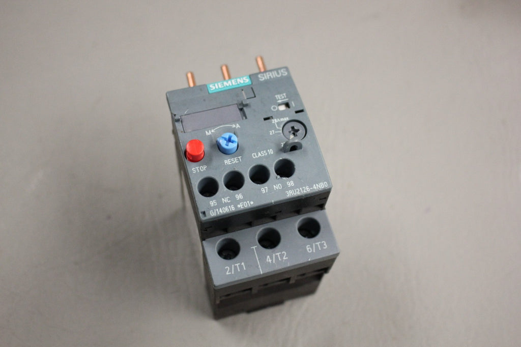 SIEMENS SIRIUS CONTACTOR 3RT2017-1AK61