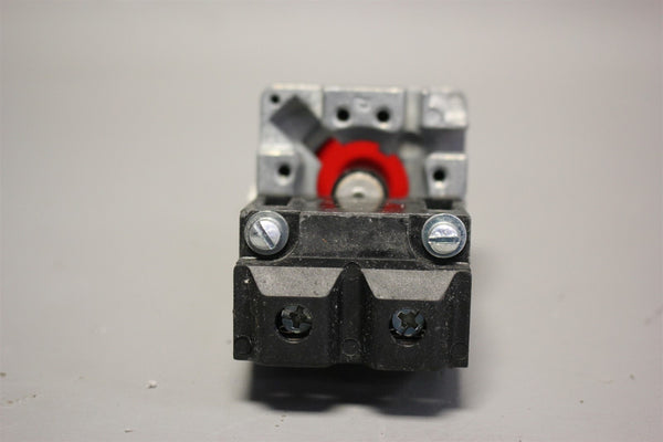 SIEMENS OIL TIGHT ILLUMINATED RED PILOT LIGHT 52PL4H2 W/52AATHN