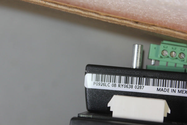 NEW FOXBORO BASEPLATE WITH EXTENDED FILEDBUS P0926HC P0926LC