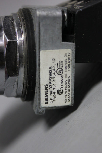 SIEMENS RED MUSHROOM HEAD EMERGENCY STOP PUSH BOTTOM 52PP22W2A W/52BJK