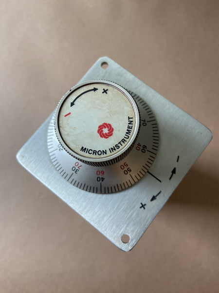 Micron Pulse Generator MODEL 39-102-370-1821