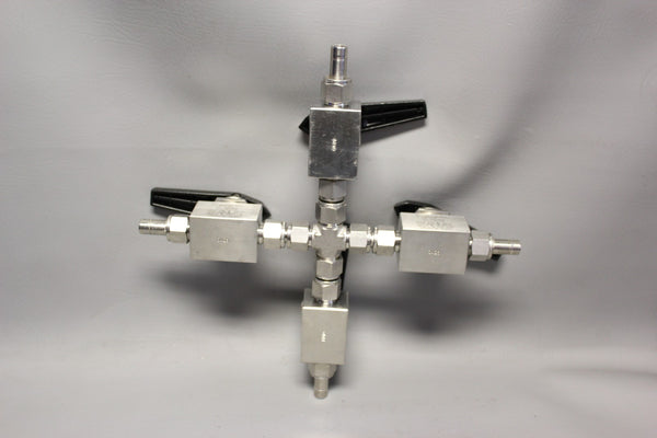 SWAGELOK 4 STAINLESS STEEL BALL VALVE ASSEMBLY  SS-45S8