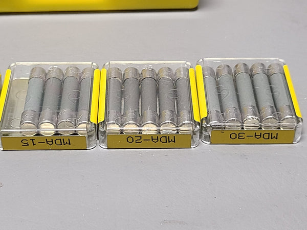 LOT OF NEW BUSS SMALL DIMENSION FUSES ABC/MTH/AGC/MDA/MDQ/MDL 125V & 250V