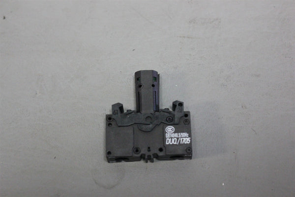 Unused SIEMENS YELLOW LAMP MODULE 3SB3400-1PA