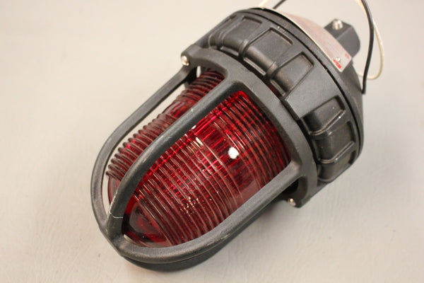 NEW FEDERAL SIGNAL 151XST VISUAL SIGNAL STROBE LIGHT 120V