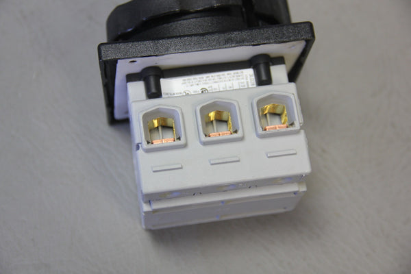 UNUSED SIEMENS SENTRON MAIN SWITCH DISCONNECTOR 3LD2804-0TK51