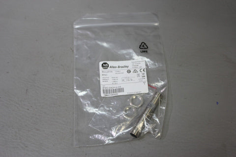 NEW ALLEN BRADLEY PROXIMITY SWITCH 872C-D3CP12-D4 SER. E