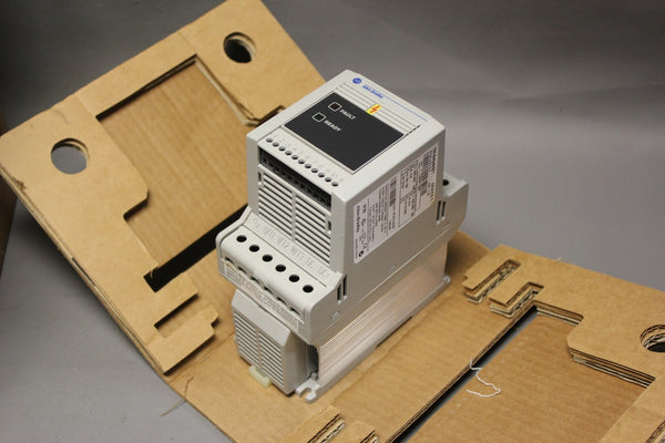 NEW ALLEN BRADLEY VARIABLE SPEED DRIVE  160-BA04NSF1 C