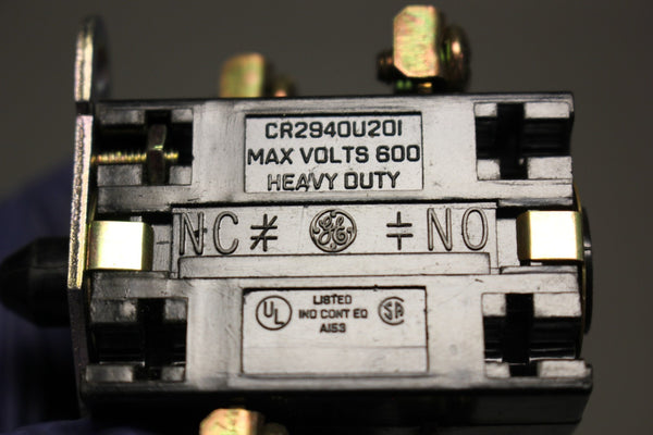 NEW GE CONTACT BLOCK CR2940U202