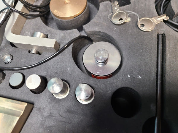 HOTTINGER BALDWIN MOBILE CARRIER FREQUENCY ANALYZER SCOUT 55 IN CASE