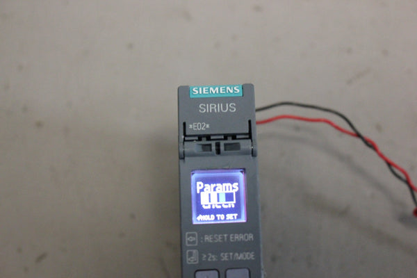 SIEMENS TEMPERATURE MONITORING RELAY 3RS2600-1BW30