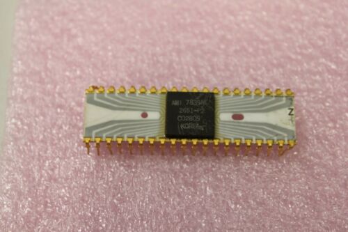 Vintage AMI Gold/Grey Trace CPU Chip Processor (E)