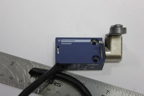 UNUSED TELEMECANIQUE OSISWITCH LIMIT SWITCH ZCMD21