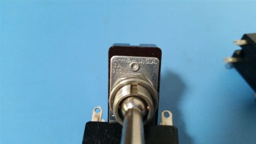 3 UNUSED VINTAGE ARROW-HART ON/OFF TOGGLE SWITCH 3A 250V 4POLE