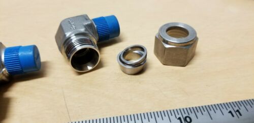 3 New Swagelok Stainless Steel Elbow Tube Fittings 1/2" x 1/4" MNPT SS-810-2-4