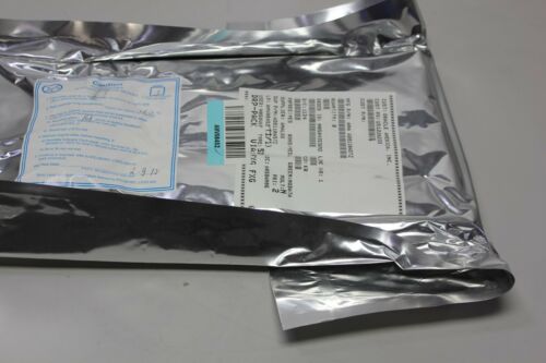 8 New Analog Devices AD8110ASTZ 260MHz 16x8 Buffered Video Crosspoint Switch