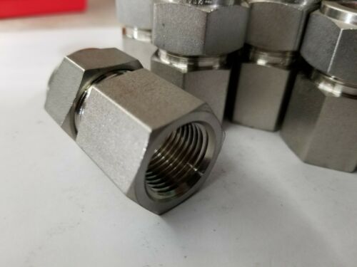 8 New Swagelok Stainless Steel Female Connector Fittings SS-1210-7-8