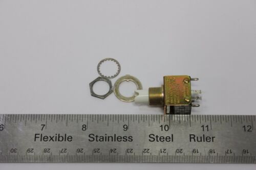 Licon Pushbutton Switch 01-145510