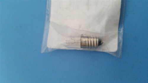 ALLEN BRADLEY GUARD MASTER CONDUIT PILOT LIGHT LAMP BULB 440A-A09056