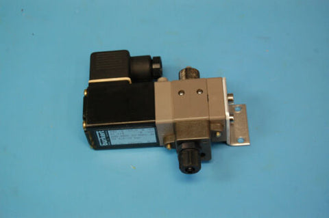 Burkert Solenoid Valve 220-240V 50-60Hz 2W 2,5-10 Bar 420-G-03 1/8