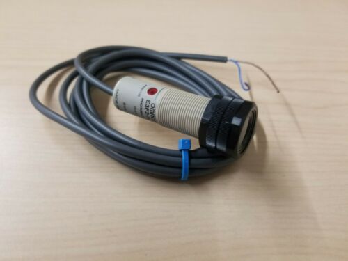 New Omron Photoelectric Switch Sensor E3F2-