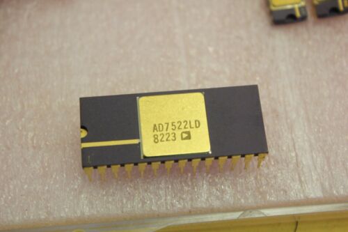 Analog Devices AD7522LD DAC D/A Converter Purple Ceramic/Gold IC Circuit