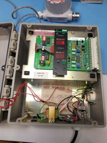 MSA Model 5100 Gas Monitor + 481093 Oxygen O2 Sensor