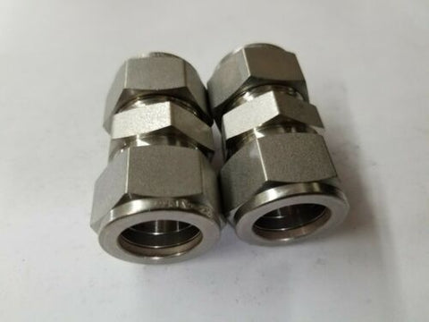 2 New Swagelok Stainless Steel Union Tube Fittings 3/4x3/4 SS-1210-6