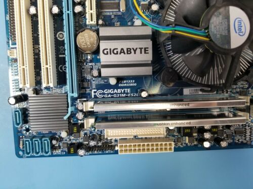 Gigabyte GA-G31M-ES2L DDR2 Socket 775 Motherboard+ Core2 E6500 +2GB