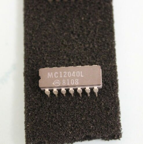 MOTOROLA MC12040L Phase/Frequency Detector IC, 14 Pin DIP USA SHIPPING