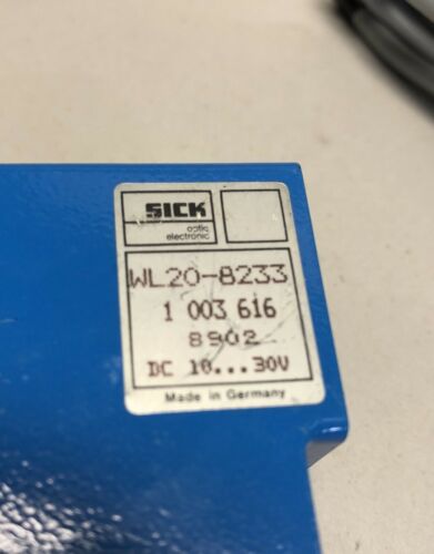 Sick WL20-8233 Photoelectric Sensor