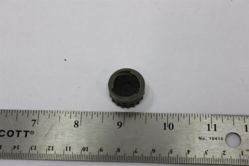 ESC/GLENIAR MIL SPEC CIRCULAR CONNECTOR RECEPTACLE COVER MS3181-10