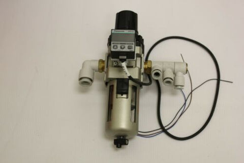 panasonic DP2-22 Pressure Sensor & SMC AW30-03B FILTER REGULATOR 4 valve (659)