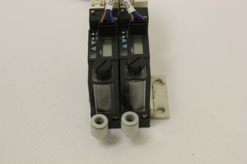 2 SMC ZSE3-0X-21CN ZX1071-Q15MO Vacuum Switch