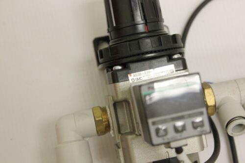 panasonic DP2-22 Pressure Sensor & SMC AW30-03B FILTER REGULATOR 4 valve (659)