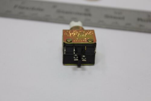 Licon Pushbutton Switch 01-145510