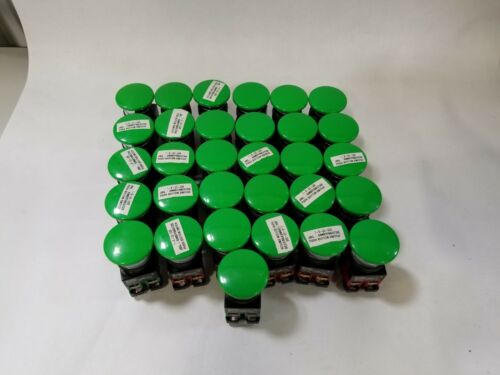 Lot of 31 Unused Koino Green Jumbo Head Pushbutton Switch KH-3071EB 250VAC 6A