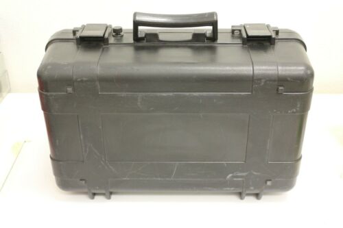 UNDERWATER KINETICS 716 Dry Box Case with foam