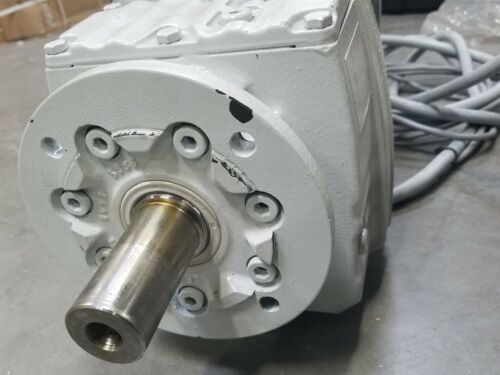 Sew Eurodrive Rf47 Drs71m4/tf 1380/1700rpm Gear Motor 220-242v/380-420v Gearhead