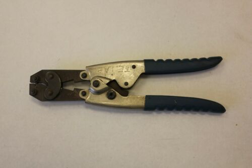 ELCO 067517-01 Hand Crimping Tool Crimper